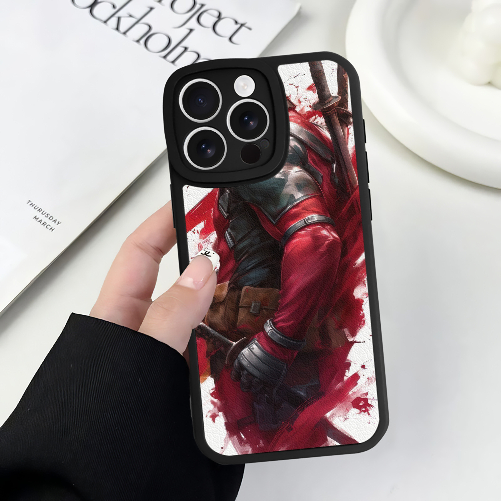 （画像用） Deadpool デッドプール 【iPhone 16シリーズ対応】シリコンスマホケース（レザー調） 材質：シリコン